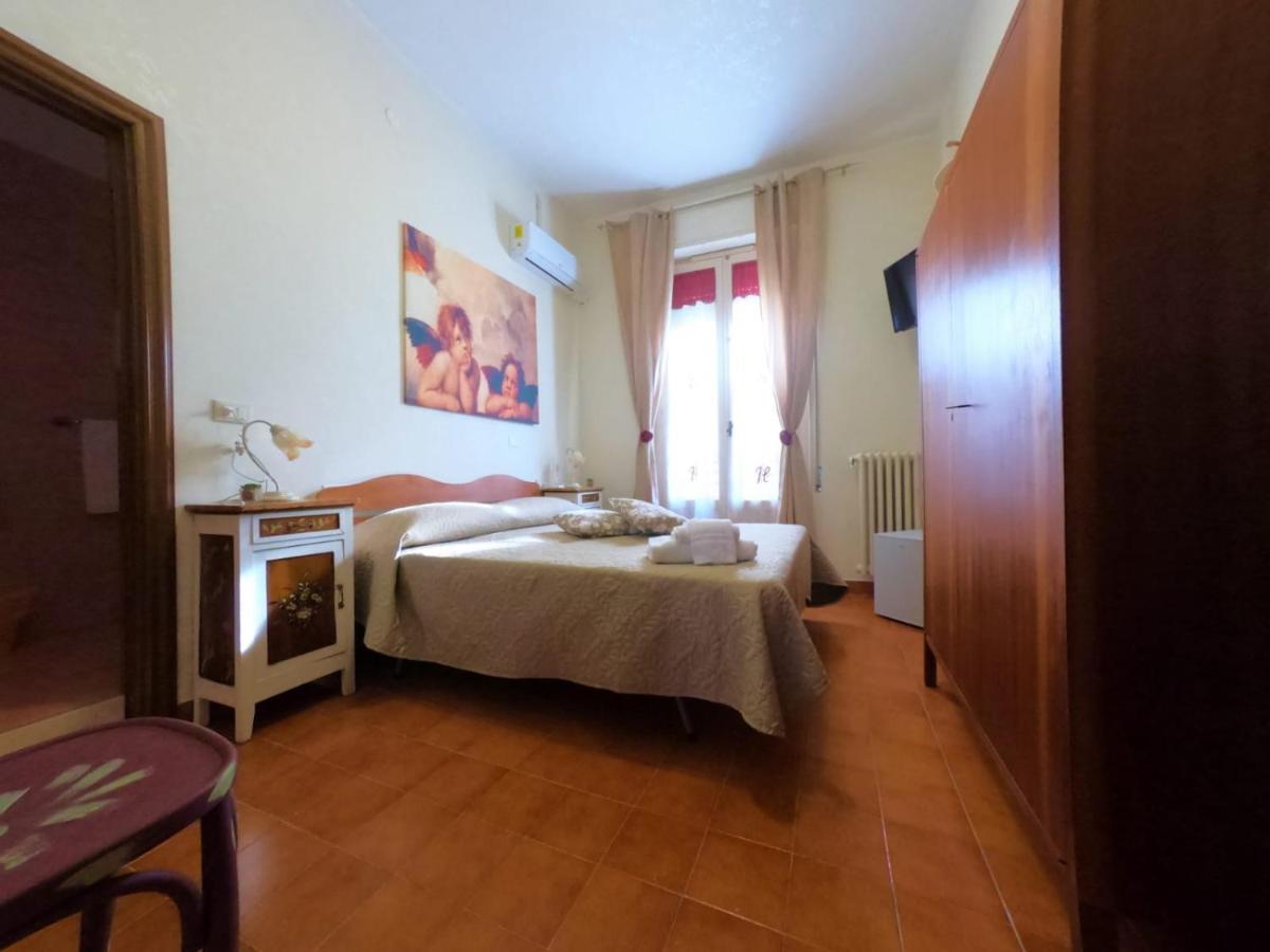 Le Stanze Di Ricci - Affittacamere Low Cost Lesina Luaran gambar