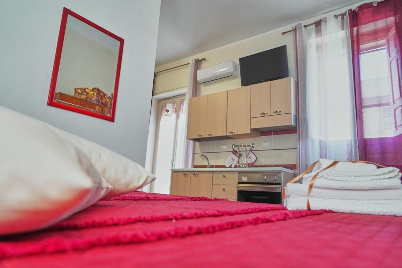 Le Stanze Di Ricci - Affittacamere Low Cost Lesina Luaran gambar