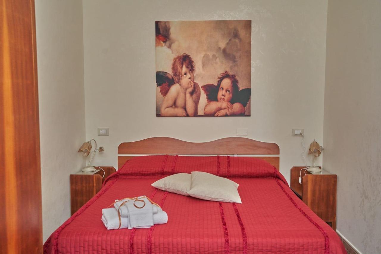 Le Stanze Di Ricci - Affittacamere Low Cost Lesina Luaran gambar