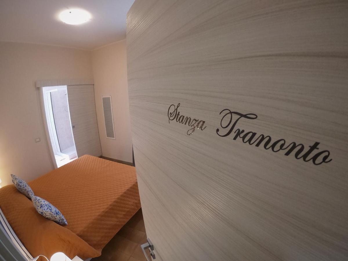 Le Stanze Di Ricci - Affittacamere Low Cost Lesina Luaran gambar