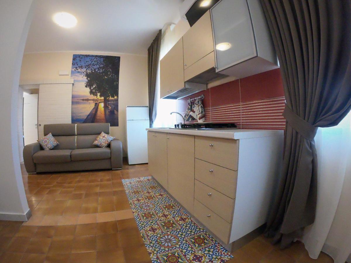 Le Stanze Di Ricci - Affittacamere Low Cost Lesina Luaran gambar