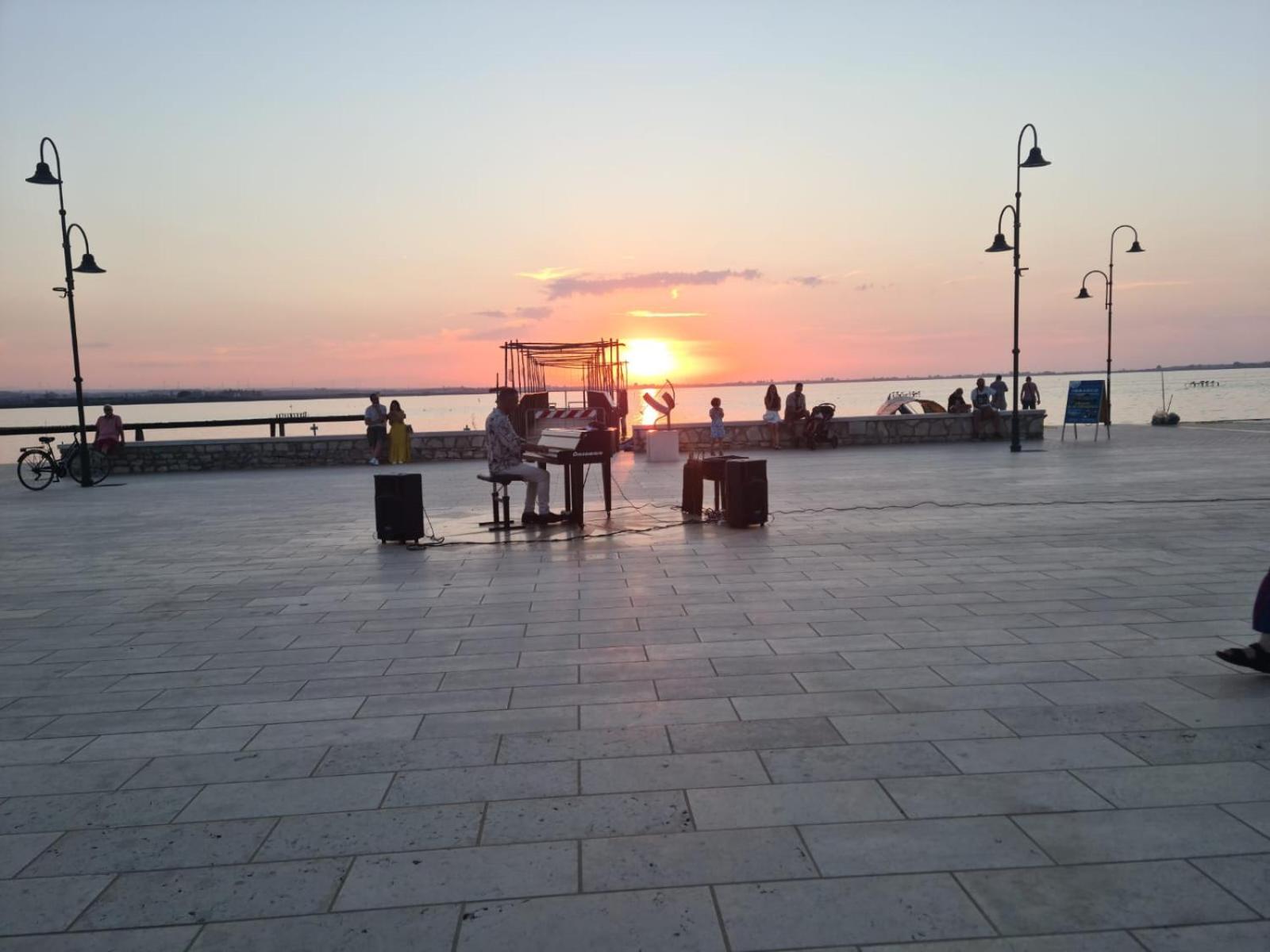Le Stanze Di Ricci - Affittacamere Low Cost Lesina Luaran gambar